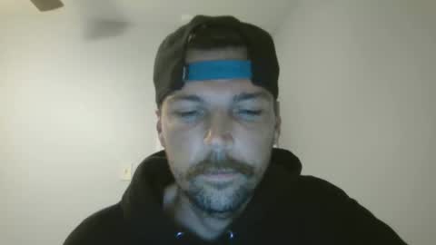 Snapshot of jholls chatting on September 13, 2025, 7:13 pm jholls online show from September 13, 2025, 7:13 pm