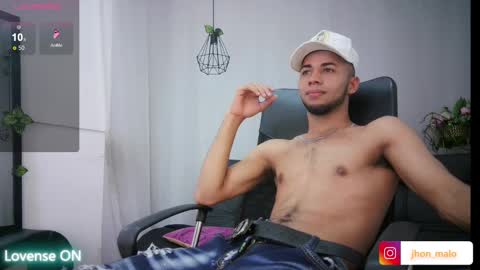 jhon_malo online show from February 21, 2025, 2:39 am