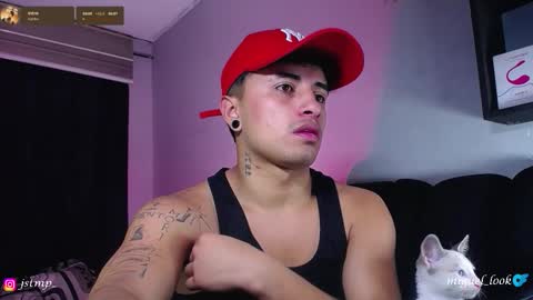 jhon_mendoza_ online show from October 9, 2025, 10:52 pm