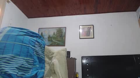 jhon tommy online show from January 7, 2025, 12:09 pm