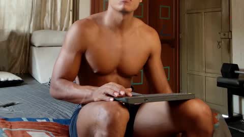 Snapshot of jhon_wich2 chatting on September 24, 2025, 12:19 pm Jhon wich2 online show from September 24, 2025, 12:19 pm