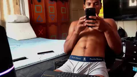 Jhon wich2 online show from February 10, 2026, 6:12 pm