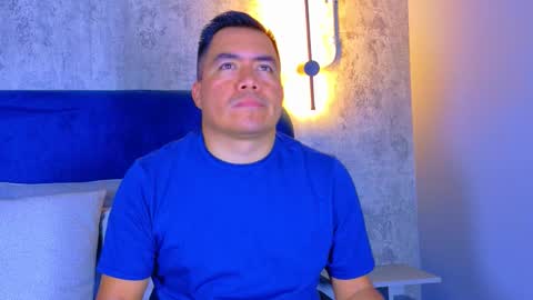 jhonatan_morales_s online show from December 17, 2025, 1:44 am