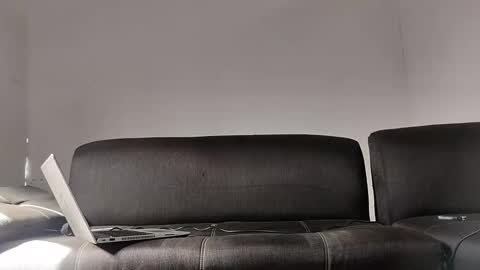 jhon online show from December 10, 2024, 7:22 pm