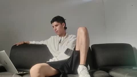 jhon online show from December 11, 2024, 8:18 pm