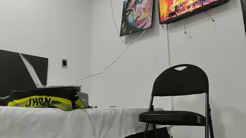 jhon online show from January 29, 2025, 12:13 pm