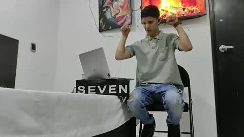 jhon online show from February 27, 2025, 12:56 pm