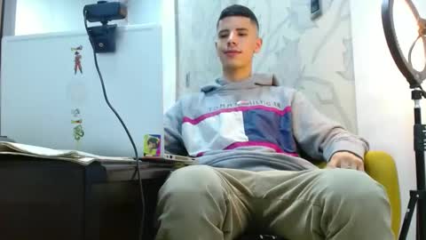 jhon online show from October 31, 2025, 7:26 pm