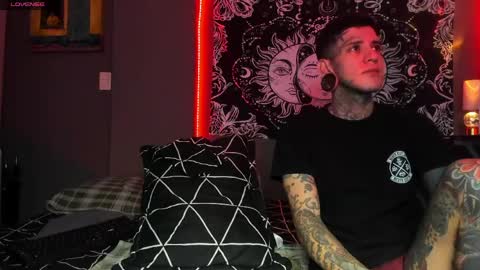 jhonny_ackerman online show from April 13, 2026, 6:08 am