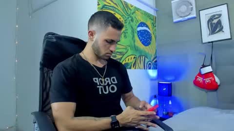 Snapshot of jhonny_flames7 chatting on September 15, 2025, 3:50 am jhonny online show from September 15, 2025, 3:50 am