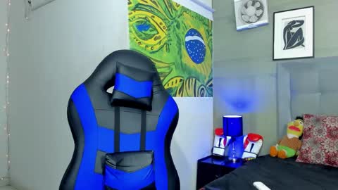 jhonny online show from December 1, 2025, 12:37 am