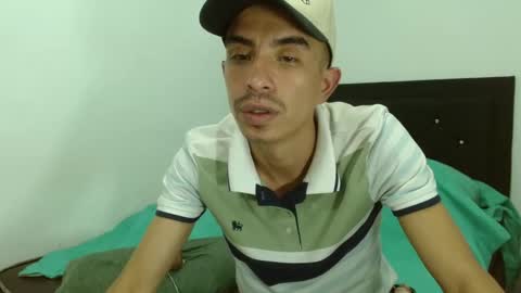 jhonny_k online show from February 25, 2026, 5:50 am