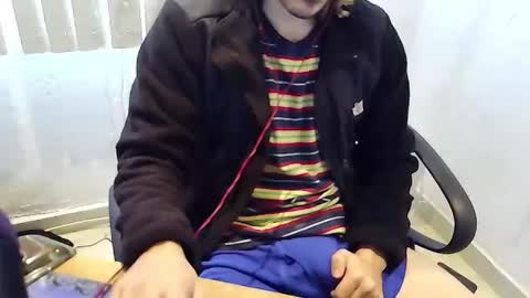 Snapshot of jhonnygoldendick chatting on December 11, 2024, 9:01 pm jhonnygoldendick online show from December 11, 2024, 9:01 pm