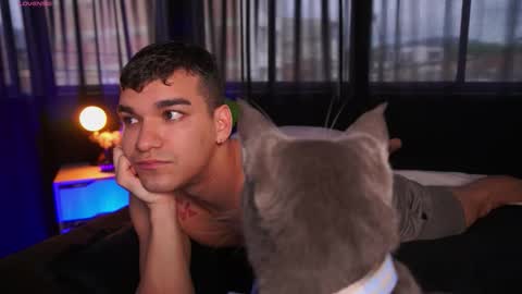 Jhonny  online show from October 19, 2025, 9:59 pm