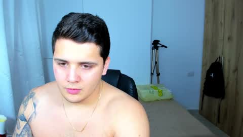 Jhonstark online show from February 9, 2025, 8:13 pm