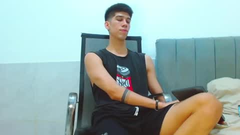 Snapshot of jhony_sex3 chatting on May 7, 2026, 6:41 am jhony_sex3 online show from May 7, 2026, 6:41 am
