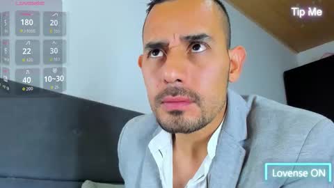 Snapshot of jhonyalzate chatting on October 6, 2025, 1:47 am Jhony Alzate online show from October 6, 2025, 1:47 am