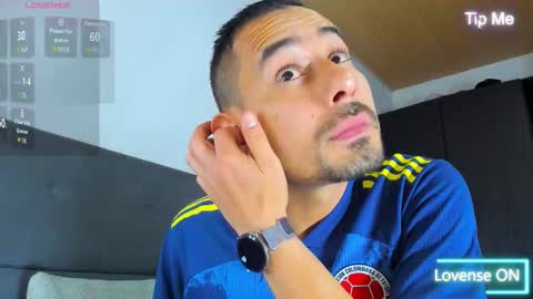 Snapshot of jhonyalzate chatting on October 10, 2025, 12:53 am Jhony Alzate online show from October 10, 2025, 12:53 am