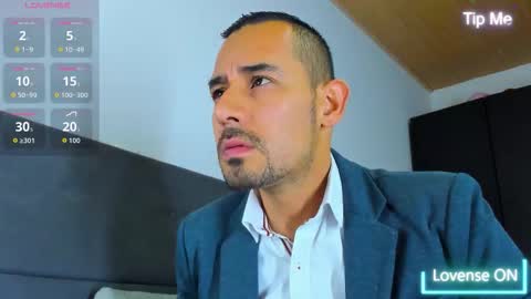 Snapshot of jhonyalzate chatting on October 12, 2025, 11:26 pm Jhony Alzate online show from October 12, 2025, 11:26 pm