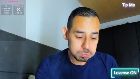 Snapshot of jhonyalzate chatting on October 14, 2025, 12:11 am Jhony Alzate online show from October 14, 2025, 12:11 am
