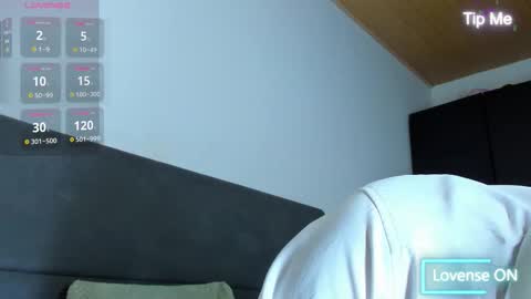 Snapshot of jhonyalzate chatting on October 16, 2025, 2:45 am Jhony Alzate online show from October 16, 2025, 2:45 am