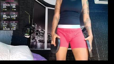 jhonymiller online show from January 18, 2025, 11:55 pm