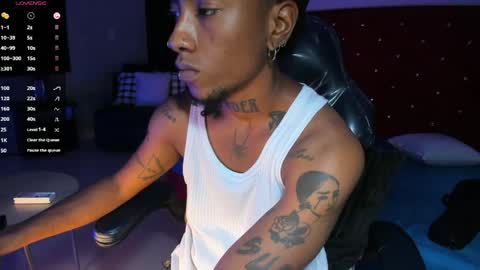 jhonymiller online show from April 14, 2026, 8:26 pm