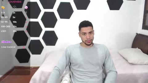 Jhors online show from December 12, 2024, 4:37 am