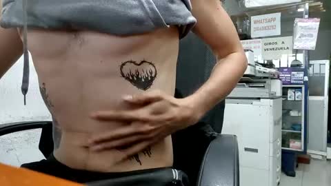 Jhosuamoore  online show from March 10, 2025, 9:51 pm