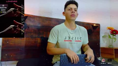 jhosuavega online show from September 23, 2025, 2:03 am