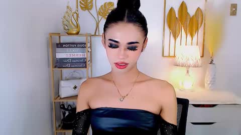 Snapshot of jhulianagrey chatting on December 9, 2024, 5:18 am julie online show from December 9, 2024, 5:18 am