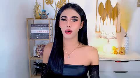 Snapshot of jhulianagrey chatting on December 16, 2024, 1:42 am julie online show from December 16, 2024, 1:42 am