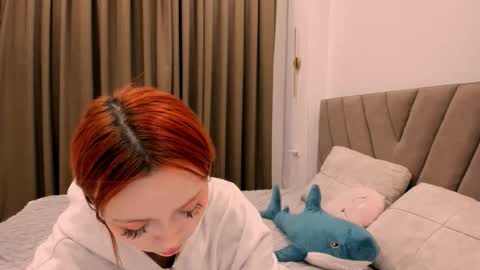 yuna online show from December 19, 2025, 3:08 pm