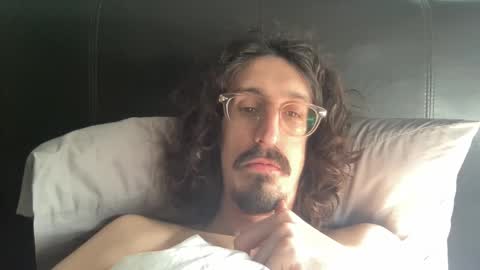 Snapshot of jiggz1986 chatting on February 5, 2025, 11:34 am Jigz1986 online show from February 5, 2025, 11:34 am