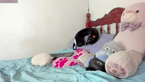 jilary__clinton online show from March 21, 2026, 8:19 am