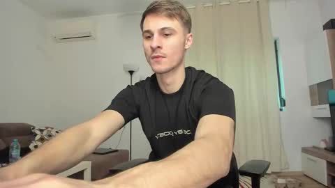 AlphaJimmy online show from February 10, 2025, 1:33 pm