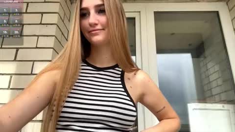 Jinny online show from September 26, 2025, 7:23 am