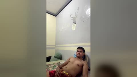 jippy05 online show from April 21, 2026, 3:28 pm