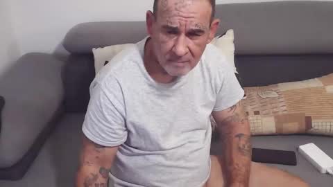 jirkasoukr online show from November 27, 2025, 1:35 pm