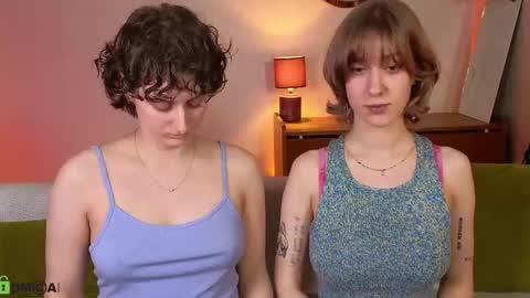Snapshot of jitoon_exe chatting on September 14, 2025, 5:01 pm Hey Guys We are Julia ginger  Tina brunette online show from September 14, 2025, 5:01 pm