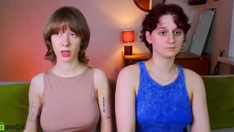Snapshot of jitoon_exe chatting on October 26, 2025, 8:04 pm Hey Guys We are Julia ginger  Tina brunette online show from October 26, 2025, 8:04 pm