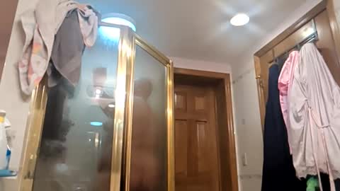 jizzle192 online show from February 26, 2026, 4:44 am