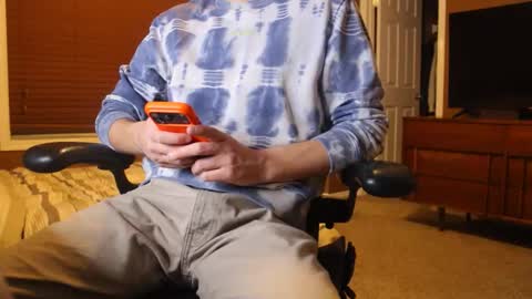 jjjjjfive online show from December 1, 2025, 12:59 am