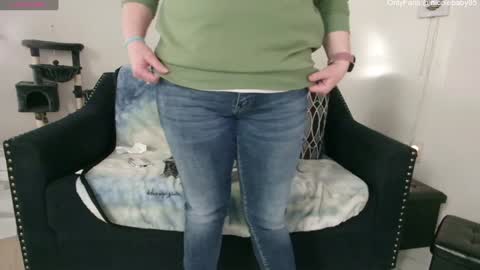 Nicole  Allen online show from December 28, 2024, 12:47 am