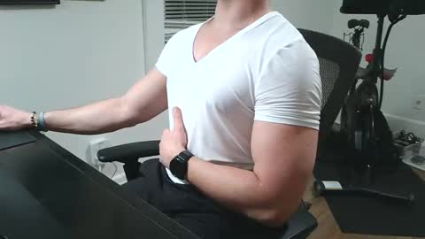 JJ online show from April 14, 2026, 4:07 am