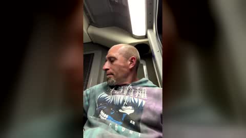 jjtoyshak online show from December 3, 2025, 8:56 am