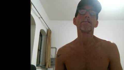 Snapshot of jlmbud chatting on February 5, 2026, 12:04 am jlmbud online show from February 5, 2026, 12:04 am