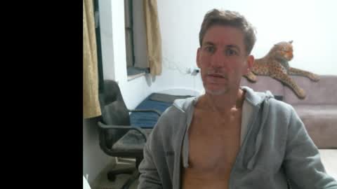 Snapshot of jlmbud chatting on March 7, 2026, 8:50 pm jlmbud online show from March 7, 2026, 8:50 pm