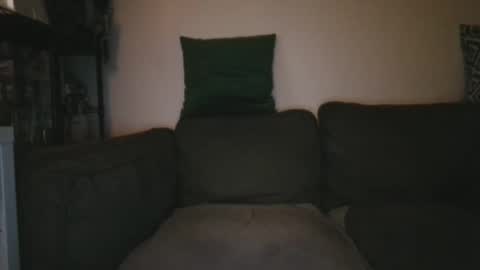 jmos20xx online show from October 26, 2025, 4:51 am