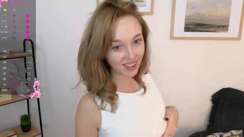 Snapshot of joan_huff chatting on October 11, 2025, 10:25 am Mia online show from October 11, 2025, 10:25 am